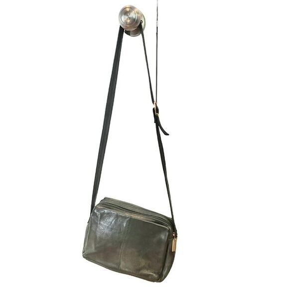 Tignanello Black Soft Leather Crossbody Handbag Purse Zipper Closure Organizer - Picture 1 of 15